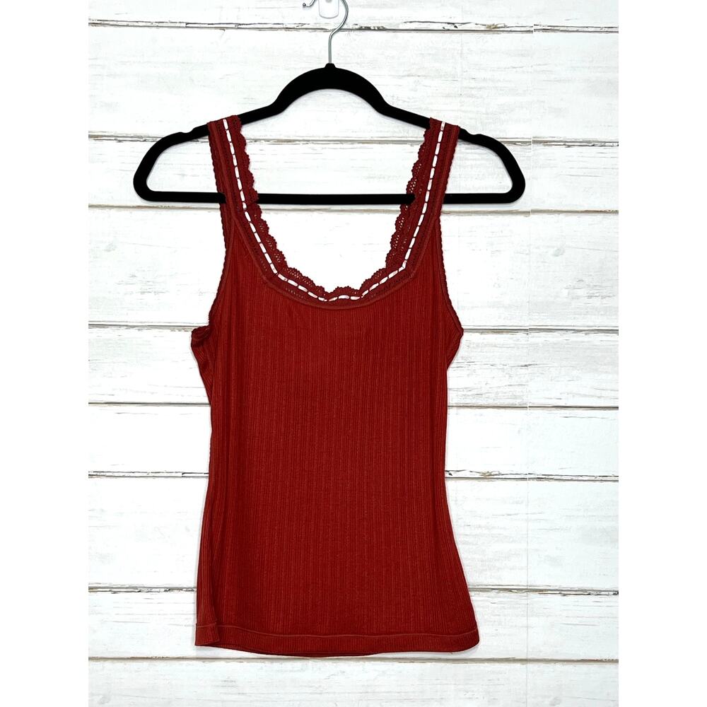 Free People Only You Red Ribbed Lace Trim Tank Top Size Medium Cami - Picture 2 of 9